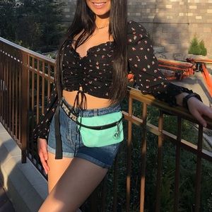 Puffy Lace-Up Crop Top